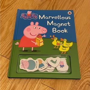 Peppa Pig Marvellous Magnet Book like new